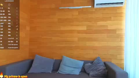 Elina online show from 07-25-26, 01:04