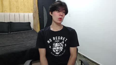 Snapshot of elio_collem chatting on 01-22-25, 05:16 ELIO online show from 01-22-25, 05:16