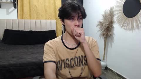 Snapshot of elio_collem chatting on 02-17-26, 01:35 ELIO online show from 02-17-26, 01:35