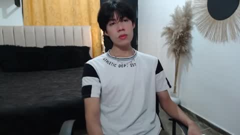 Snapshot of elio_collem chatting on 03-18-26, 02:15 ELIO online show from 03-18-26, 02:15