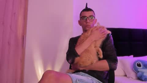 Snapshot of elior_blaze chatting on 10-24-25, 02:08 Elior Blaze online show from 10-24-25, 02:08