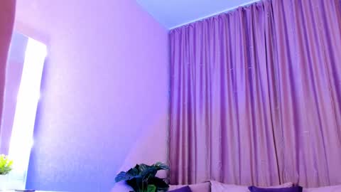 Elizabeth online show from 01-30-25, 06:03