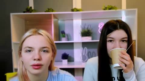 Snapshot of elis_sunny chatting on 02-03-26, 06:22 elis_sunny online show from 02-03-26, 06:22