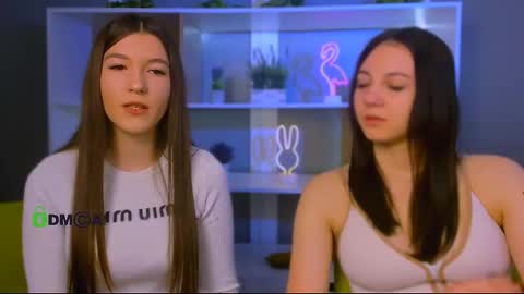 Snapshot of elis_sunny chatting on 03-12-26, 12:33 elis_sunny online show from 03-12-26, 12:33