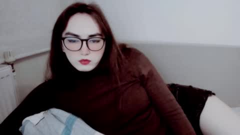 Liza online show from 10-26-25, 02:28