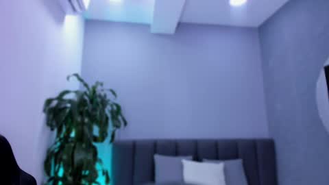 Snapshot of elisa_castrillon chatting on 02-05-25, 01:47 Elisa online show from 02-05-25, 01:47