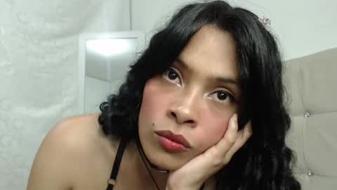 Elisa Diaz online show from 02-12-25, 04:33