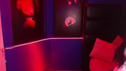 Snapshot of elisa_soul chatting on 09-27-25, 12:54 Elisa Soul online show from 09-27-25, 12:54
