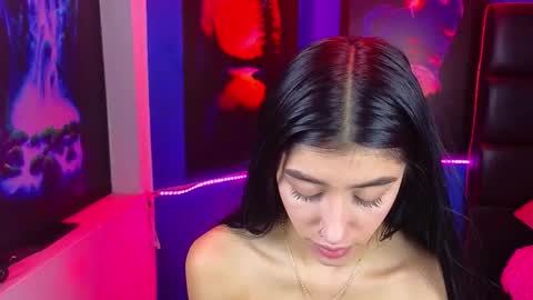 Snapshot of elisa_soul chatting on 10-10-25, 01:21 Elisa Soul online show from 10-10-25, 01:21