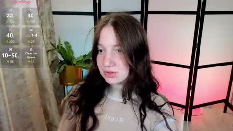 your sweet Lisa online show from 04-13-26, 03:34