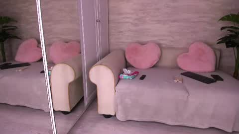 elisabeth_jason online show from 07-19-26, 05:55
