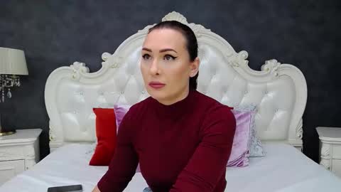 Snapshot of elisabethswan chatting on 02-19-26, 08:21 Krissy online show from 02-19-26, 08:21