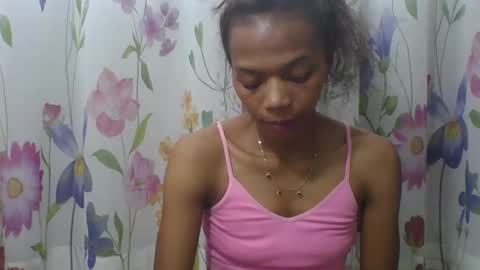 Snapshot of elisacich chatting on 03-05-26, 02:13 elisacich online show from 03-05-26, 02:13