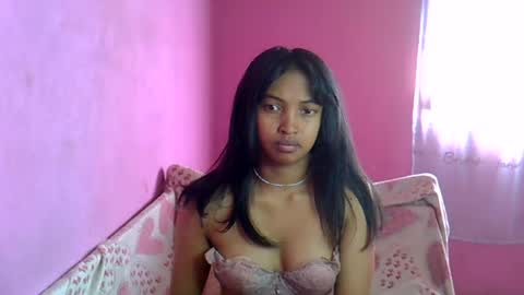 Snapshot of elisah01 chatting on 08-03-26, 05:39 elisah01 online show from 08-03-26, 05:39