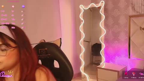 Snapshot of elisahoney_tay chatting on 05-13-26, 03:48 elisahoney_tay online show from 05-13-26, 03:48