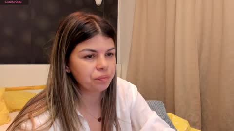 Snapshot of elisetyler89 chatting on 05-09-26, 07:08 Elly online show from 05-09-26, 07:08