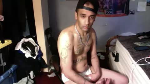 elisharay95 online show from 04-28-26, 08:25