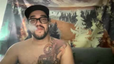 Snapshot of elitealex87 chatting on 10-28-25, 02:37 elitealex87 online show from 10-28-25, 02:37