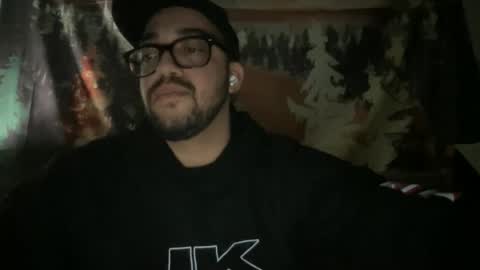 Snapshot of elitealex87 chatting on 10-31-25, 10:27 elitealex87 online show from 10-31-25, 10:27