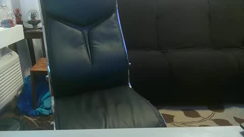 Snapshot of eliteindulgence chatting on 11-02-25, 11:51 eliteindulgence online show from 11-02-25, 11:51