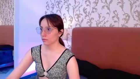 Eliza online show from 03-05-25, 07:17