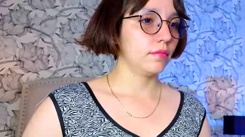 Eliza online show from 05-22-26, 08:03