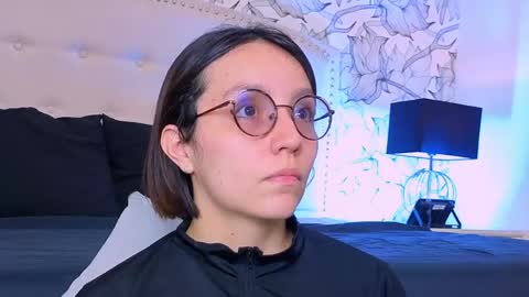 Eliza online show from 06-05-26, 07:19