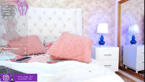 Snapshot of elizabet_taylor_ chatting on 12-19-24, 02:13 Elizabet Taylor online show from 12-19-24, 02:13