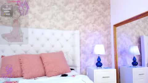 Snapshot of elizabet_taylor_ chatting on 01-10-25, 03:27 Elizabet Taylor online show from 01-10-25, 03:27