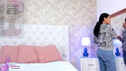 Snapshot of elizabet_taylor_ chatting on 01-14-25, 10:48 Elizabet Taylor online show from 01-14-25, 10:48