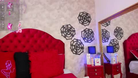 Snapshot of elizabet_taylor_ chatting on 10-16-25, 03:57 Elizabet Taylor online show from 10-16-25, 03:57