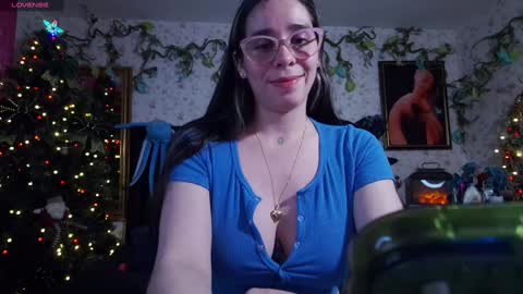 Snapshot of elizabeth77_ chatting on 12-12-24, 08:21 Elizabeth online show from 12-12-24, 08:21