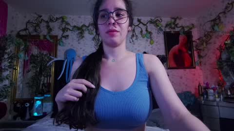 Snapshot of elizabeth77_ chatting on 01-25-25, 11:13 Elizabeth online show from 01-25-25, 11:13