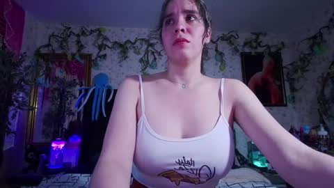 Snapshot of elizabeth77_ chatting on 09-16-25, 10:16 Elizabeth online show from 09-16-25, 10:16