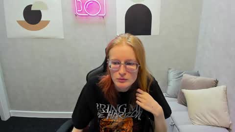 Snapshot of elizabeth_harpper chatting on 01-08-25, 01:32 Elizabeth online show from 01-08-25, 01:32