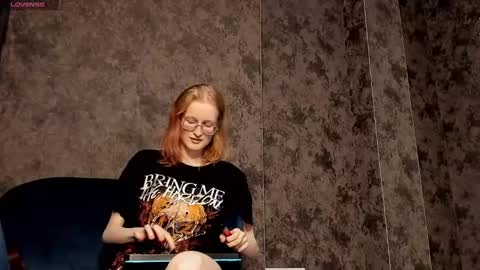 Snapshot of elizabeth_harpper chatting on 01-22-25, 10:50 Elizabeth online show from 01-22-25, 10:50