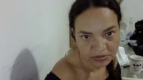 Elizabeth Martinez  online show from 11-27-25, 07:16