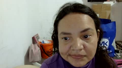 Elizabeth Martinez  online show from 06-18-26, 05:17