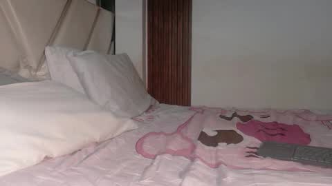 Lizzy online show from 10-22-25, 11:04