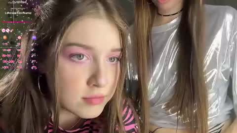 elizabethh_brown online show from 06-18-26, 04:44
