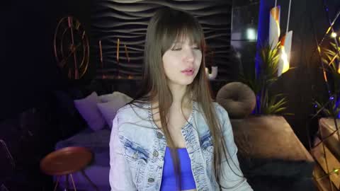 Snapshot of elizamild chatting on 01-31-25, 04:59 Eliza online show from 01-31-25, 04:59