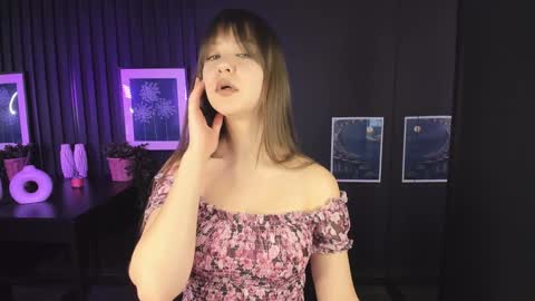 Snapshot of elizamild chatting on 02-04-25, 01:48 Eliza online show from 02-04-25, 01:48