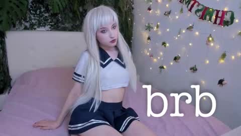 Snapshot of elizanik chatting on 01-18-26, 09:51 Eliza online show from 01-18-26, 09:51