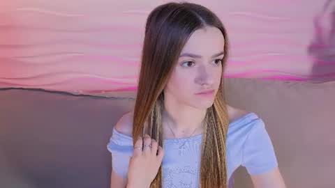 elizzza_ online show from 07-09-26, 05:11
