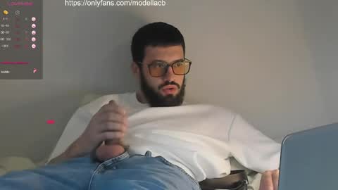 Snapshot of ella2oo4 chatting on 04-07-26, 06:52 Chris online show from 04-07-26, 06:52