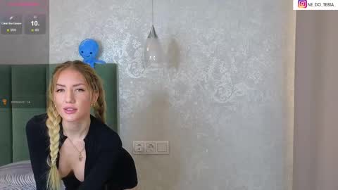 Snapshot of ella__sweety chatting on 02-23-25, 02:51 Ella online show from 02-23-25, 02:51