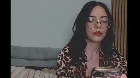 Chloe online show from 01-10-26, 09:05