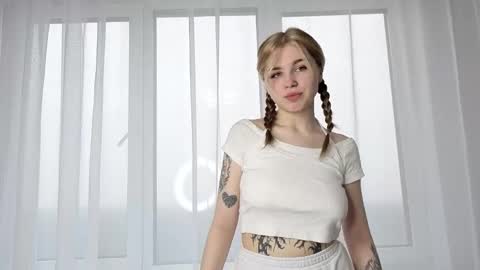 Snapshot of ella_desire chatting on 12-04-25, 07:50 ella_desire online show from 12-04-25, 07:50