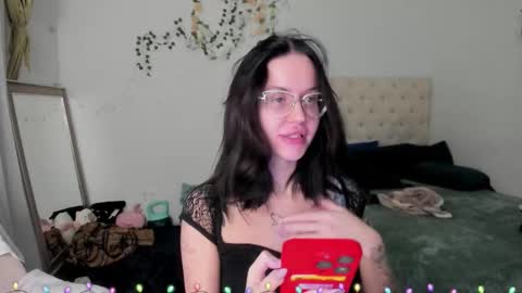 ELLA online show from 01-12-26, 06:24