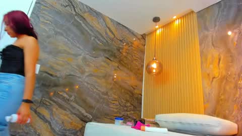 ella harper online show from 03-10-25, 09:43